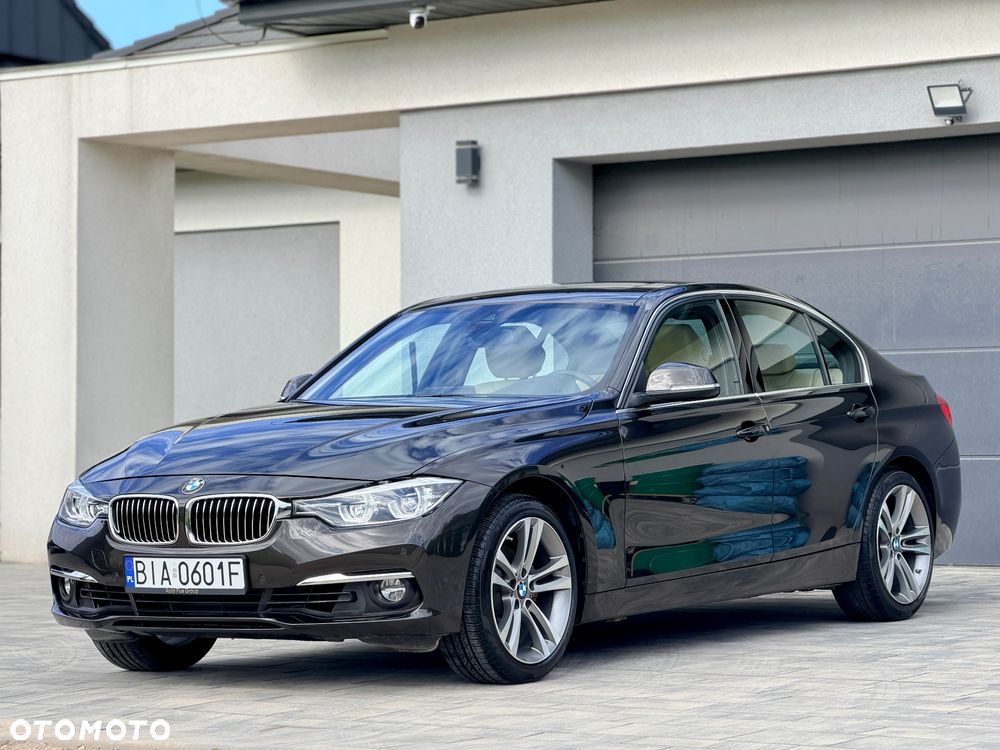 BMW Seria 3 330i Luxury Line - 2