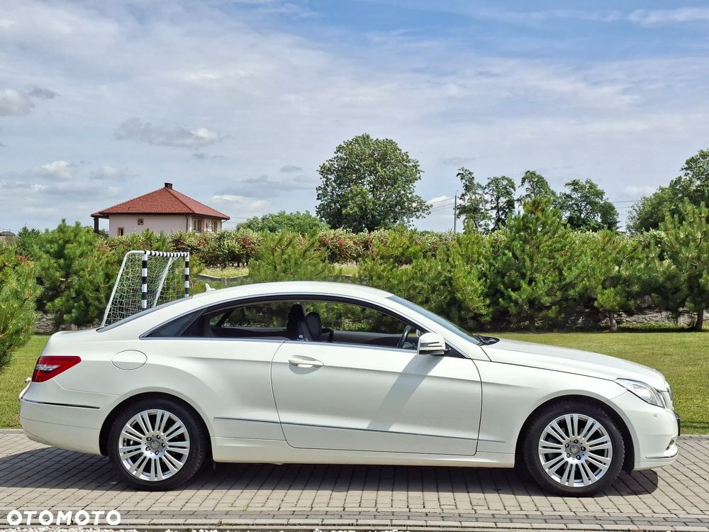 Mercedes-Benz Klasa E - 9