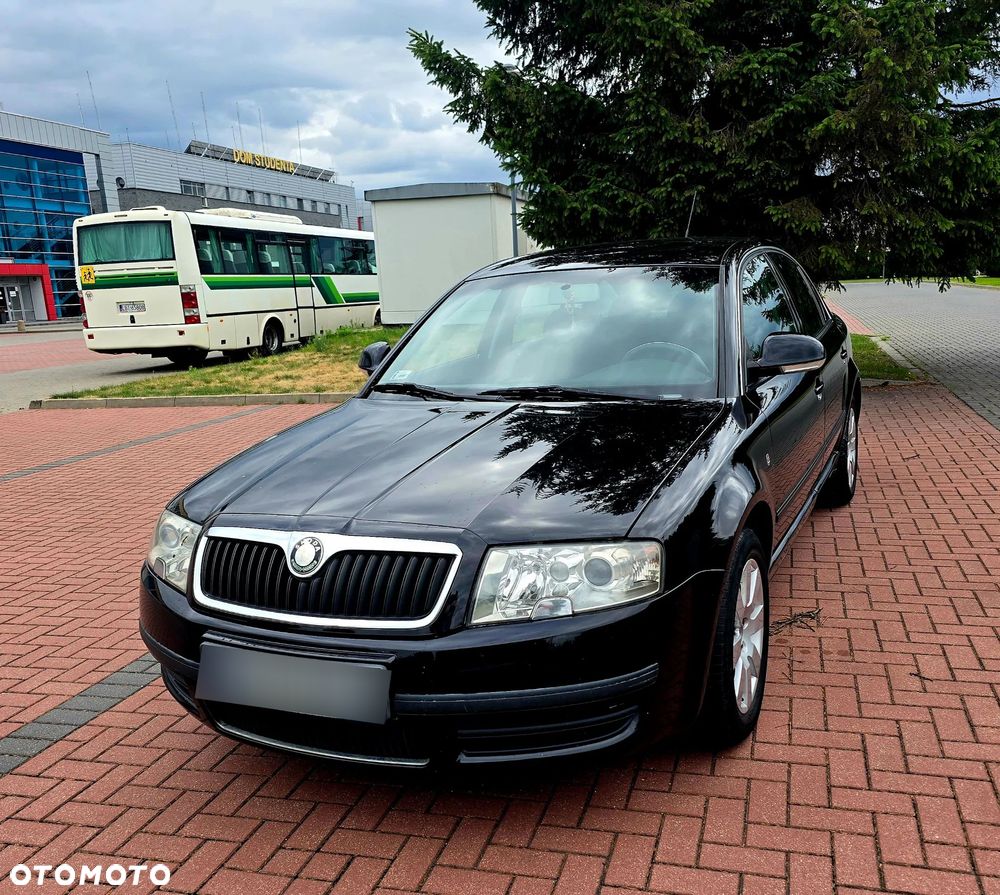 Skoda Superb 1.8 Turbo Classic - 1