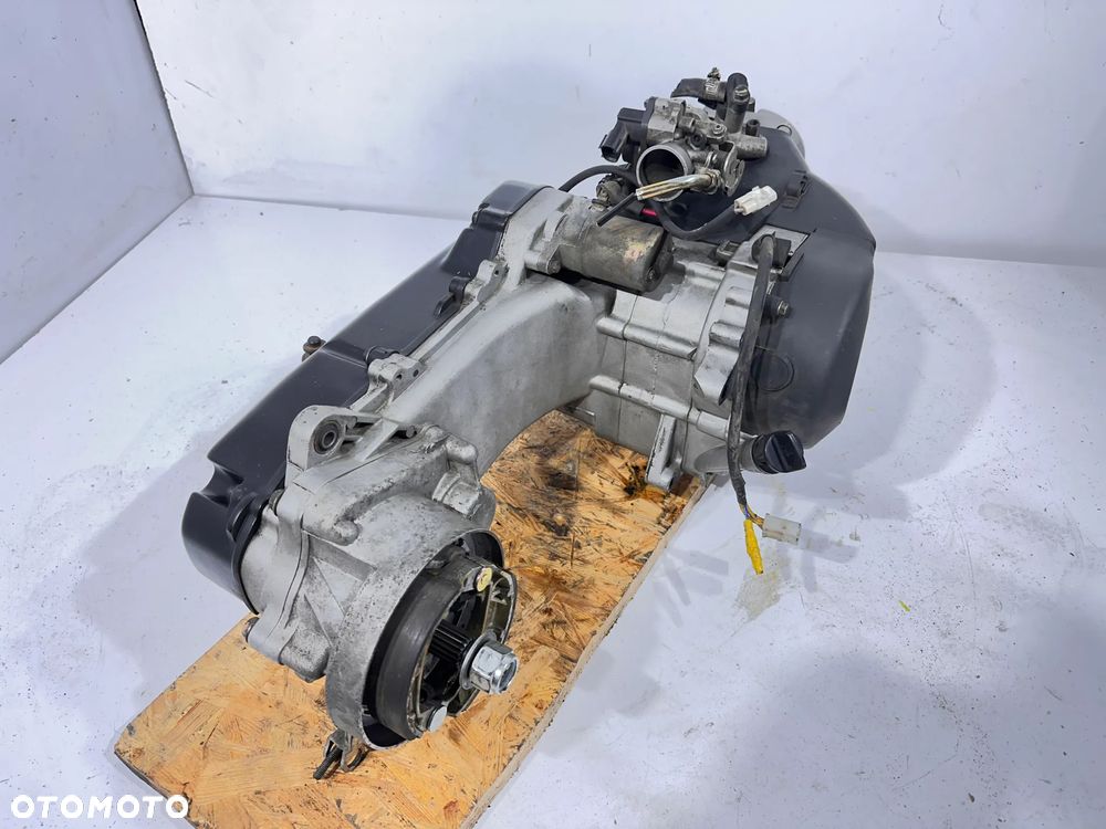 Silnik Peugeot Django 50 - 12