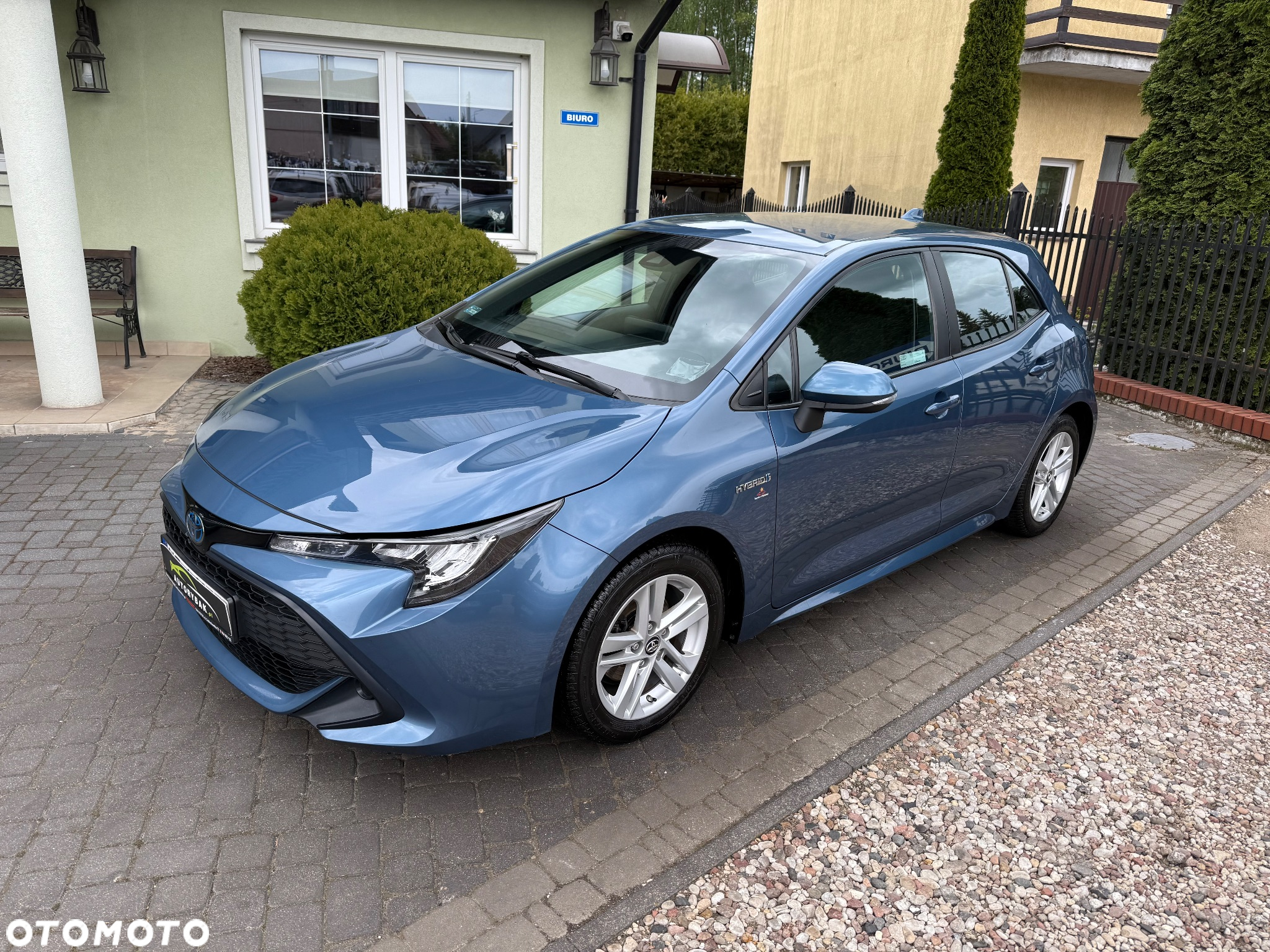 Toyota Corolla 1.8 Hybrid Comfort - 17