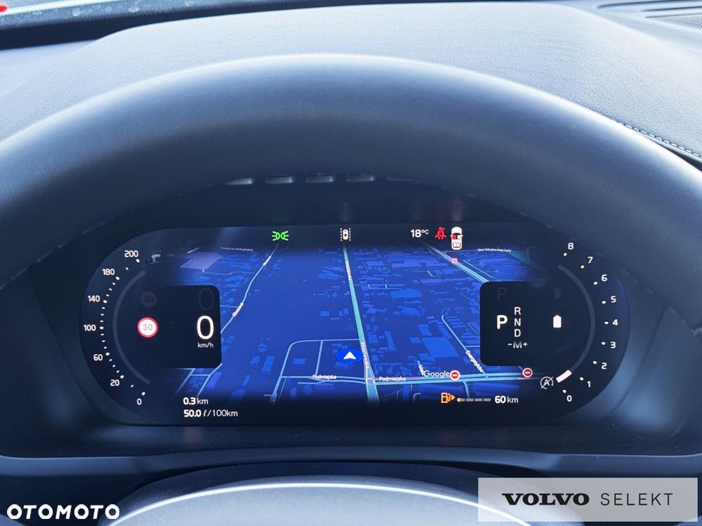 Volvo XC 90 - 9