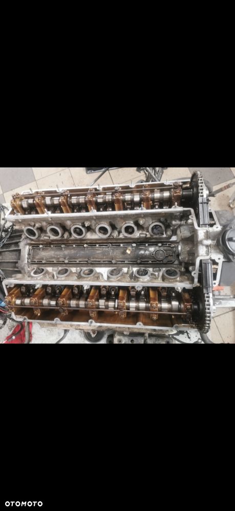 BMW Seria 8 - 36