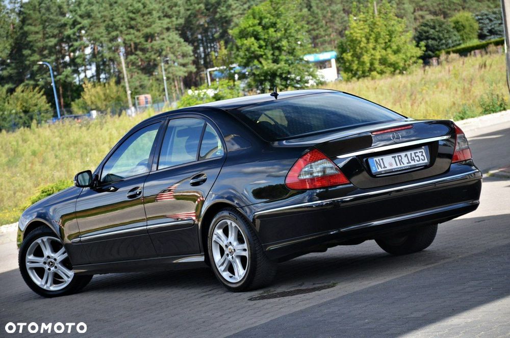 Mercedes-Benz Klasa E - 9
