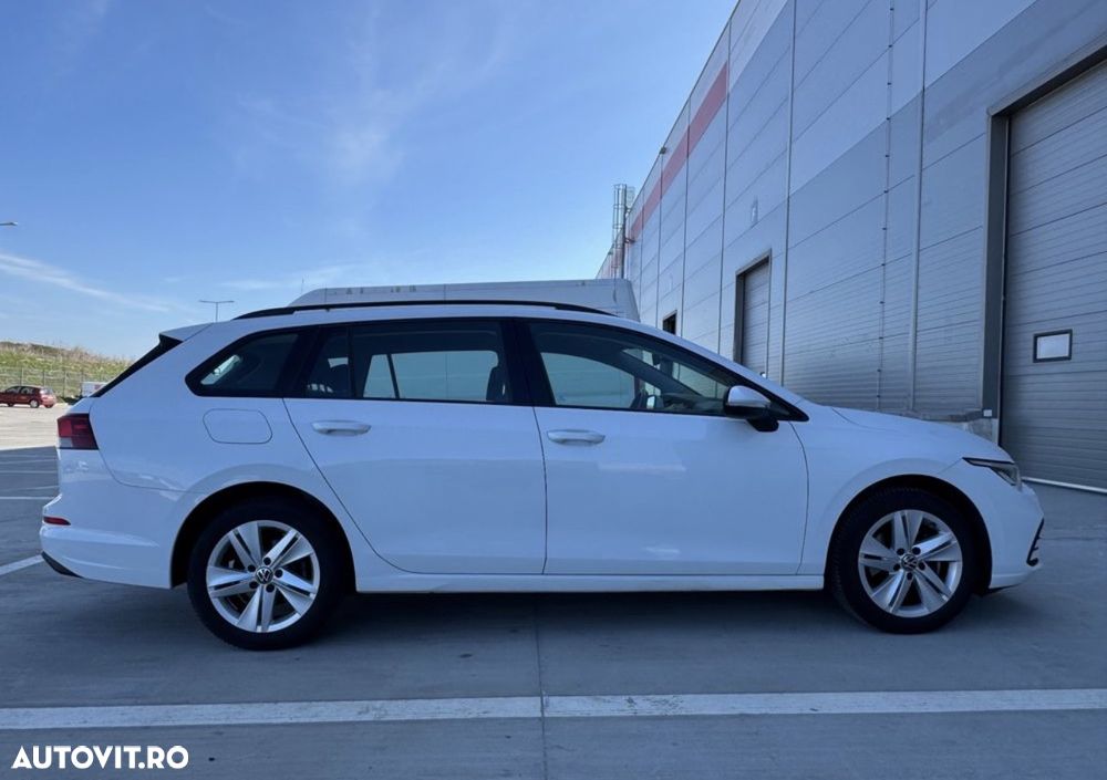 Volkswagen Golf 1.5 eTSI ACT DSG MHEV Life - 3