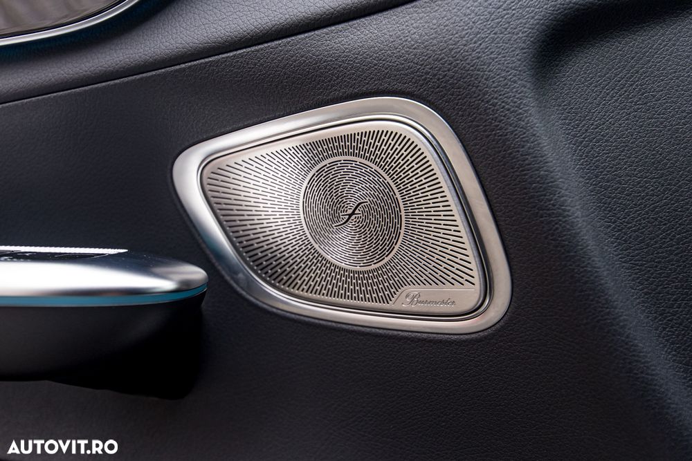 Mercedes-Benz GLC - 12