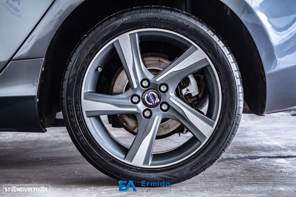 Volvo V40 1.6 D2 R-Design - 16