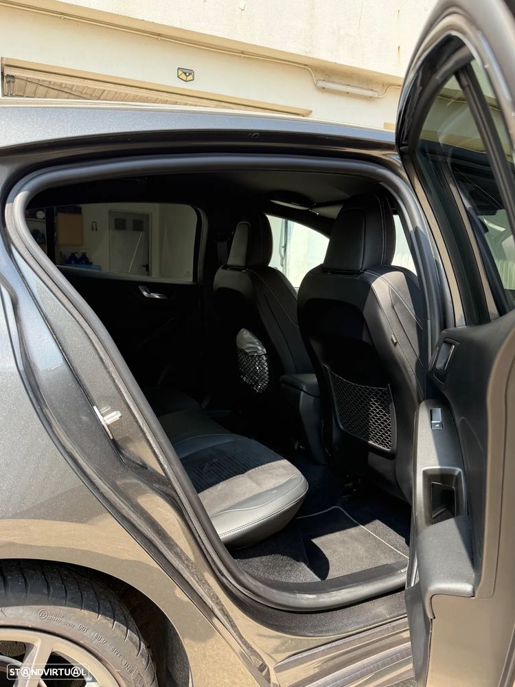 Ford Focus 2.3 EcoBoost S&S ST - 12