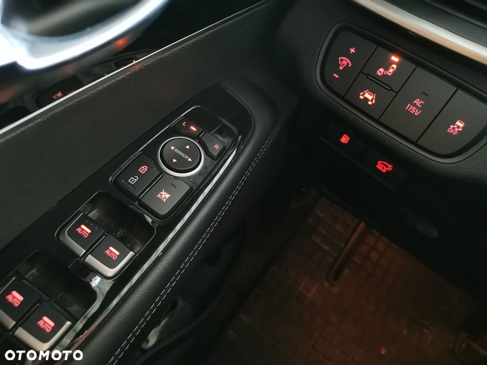 Kia Sorento - 28