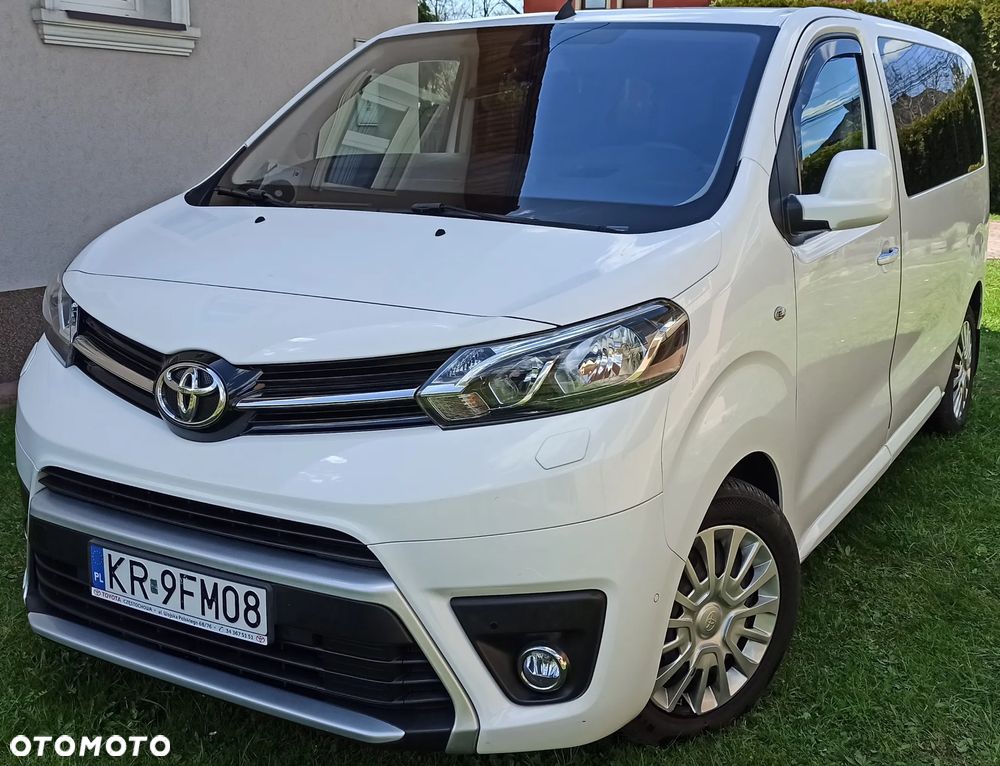 Toyota ProAce Kombi D-4D Medium 2,7t - 1