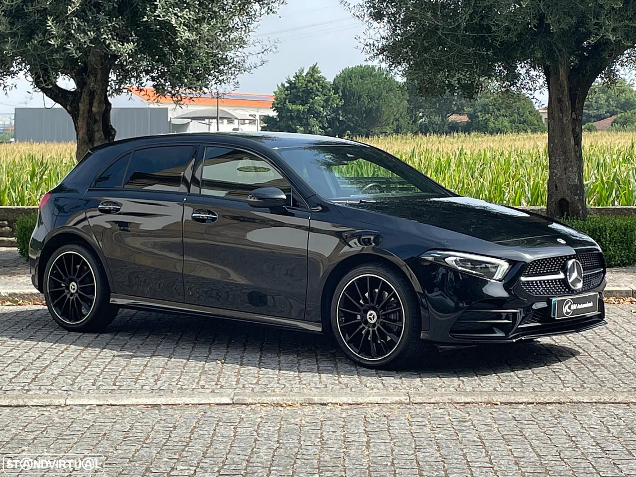 Mercedes-Benz A 250 e 8G-DCT AMG Line - 3