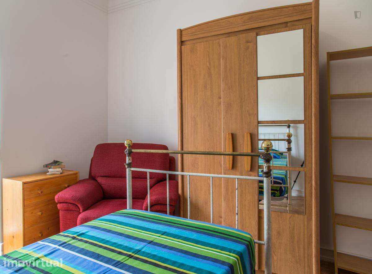 Quarto - localizado em Entrecampos Lisbon - Grande imagem: 5/11