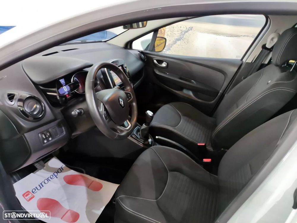 Renault Clio 0.9 TCe Limited - 11