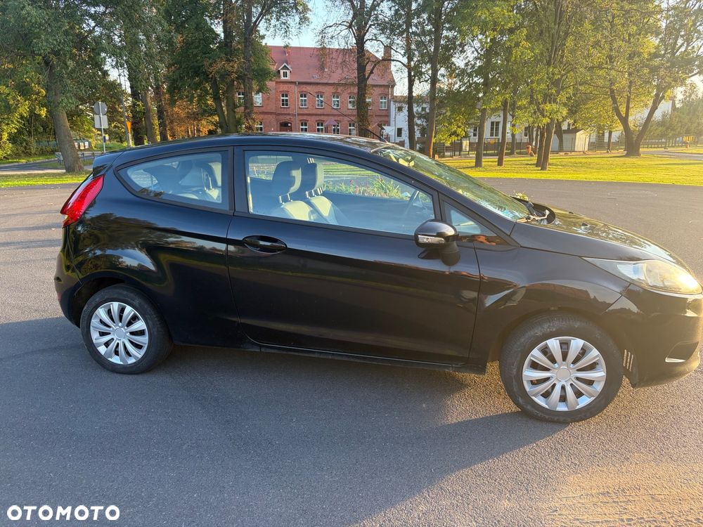 Ford Fiesta - 6