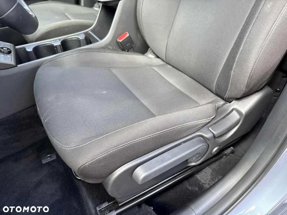 Hyundai Kona 1.6 GDI Hybrid Smart DCT - 14