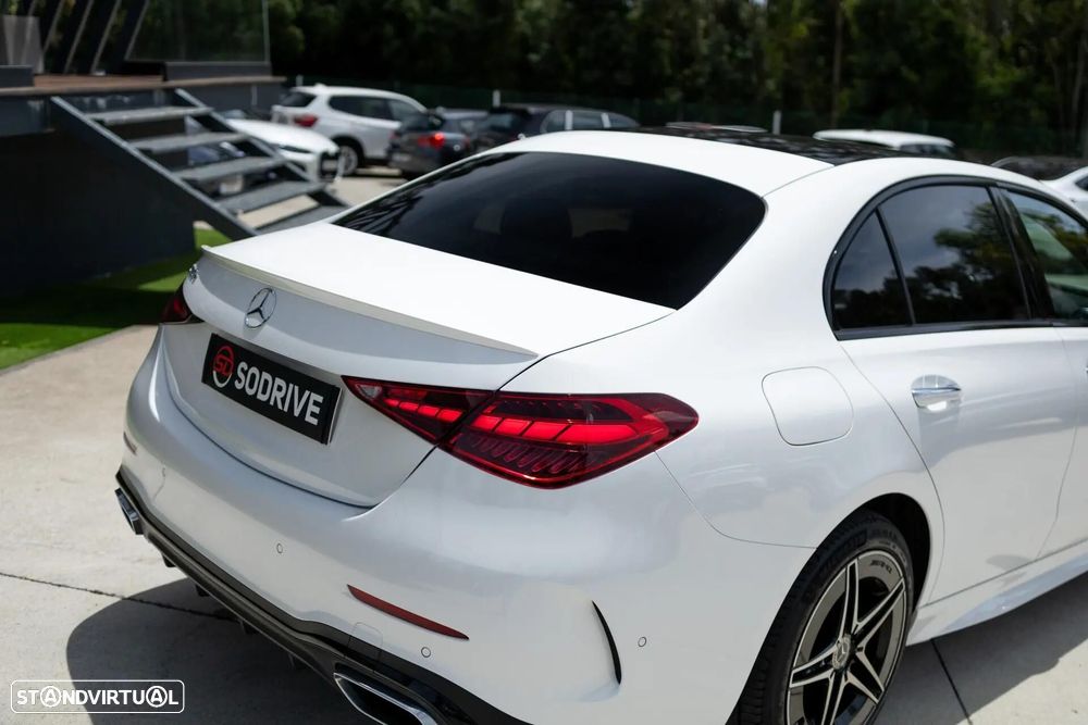 Mercedes-Benz C 300 e AMG Line - 32