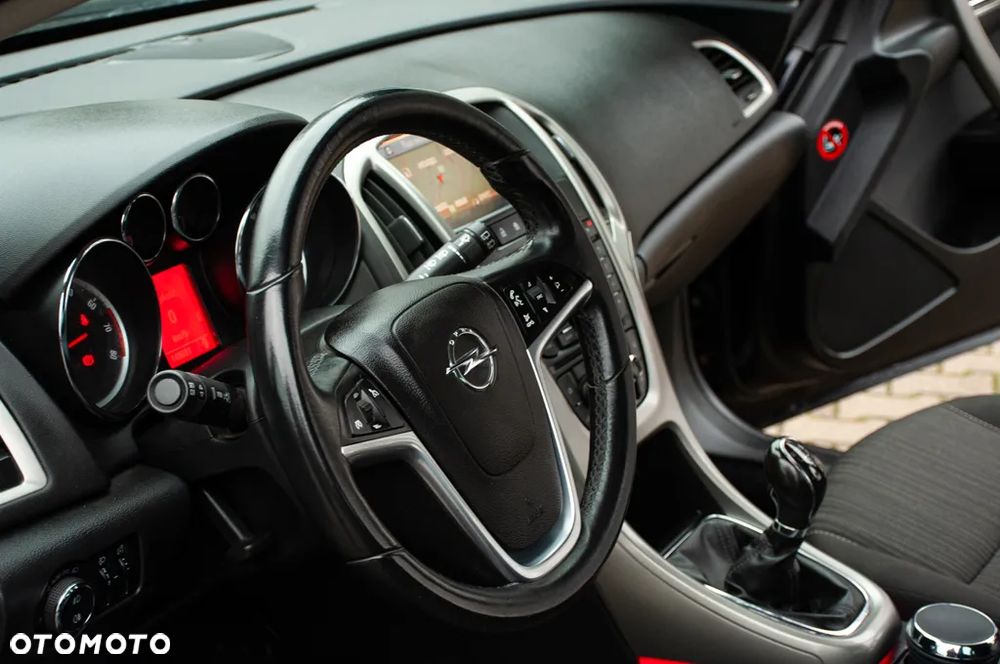 Opel Astra 1.4 Turbo Innovation - 38