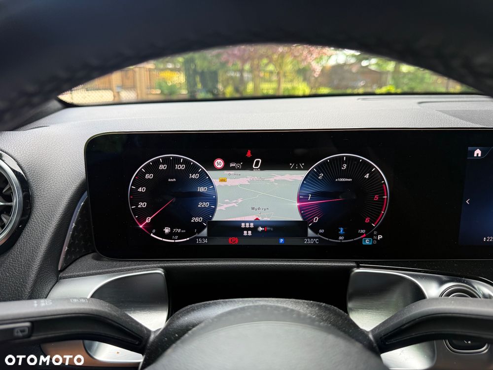 Mercedes-Benz GLB 200 d 4-Matic AMG Line 8G-DCT - 37