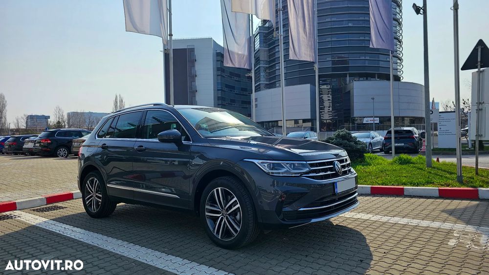 Volkswagen Tiguan ver-1-4-ehybrid-opf-elegance - 11