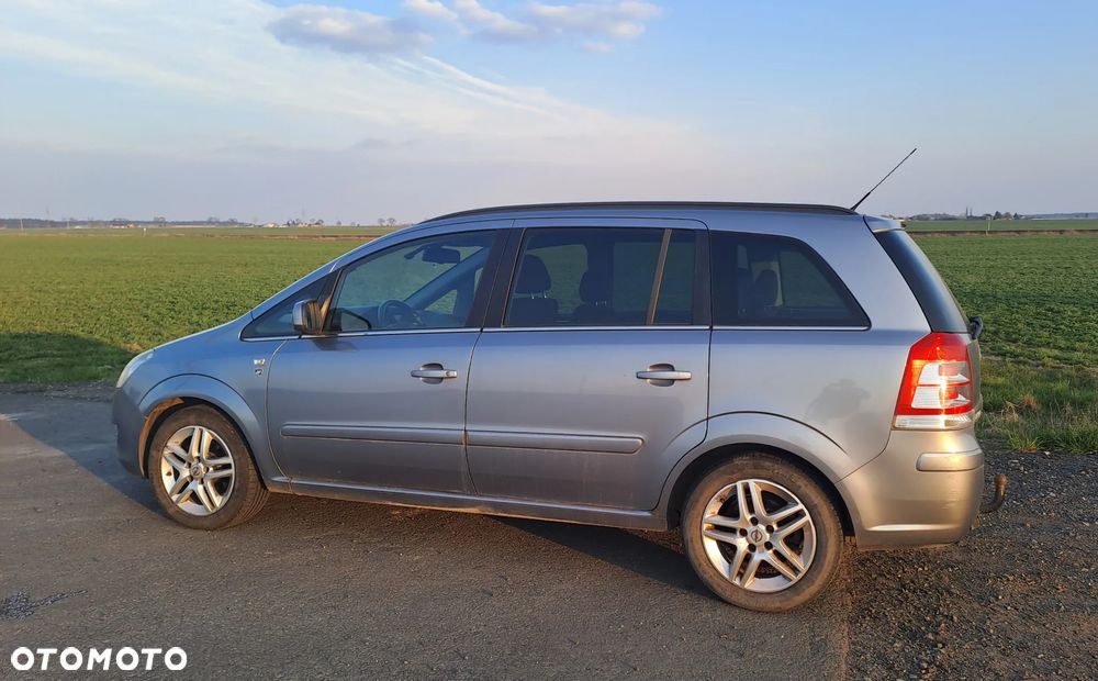 Opel Zafira - 5