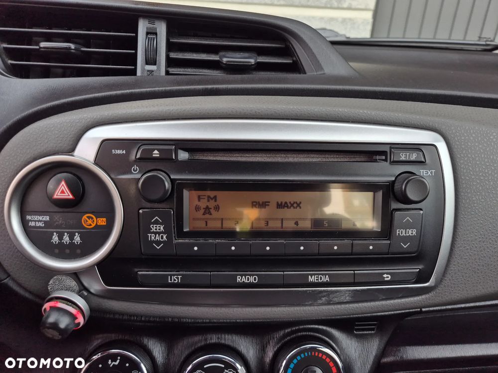 Toyota Yaris 1.33 Terra - 9