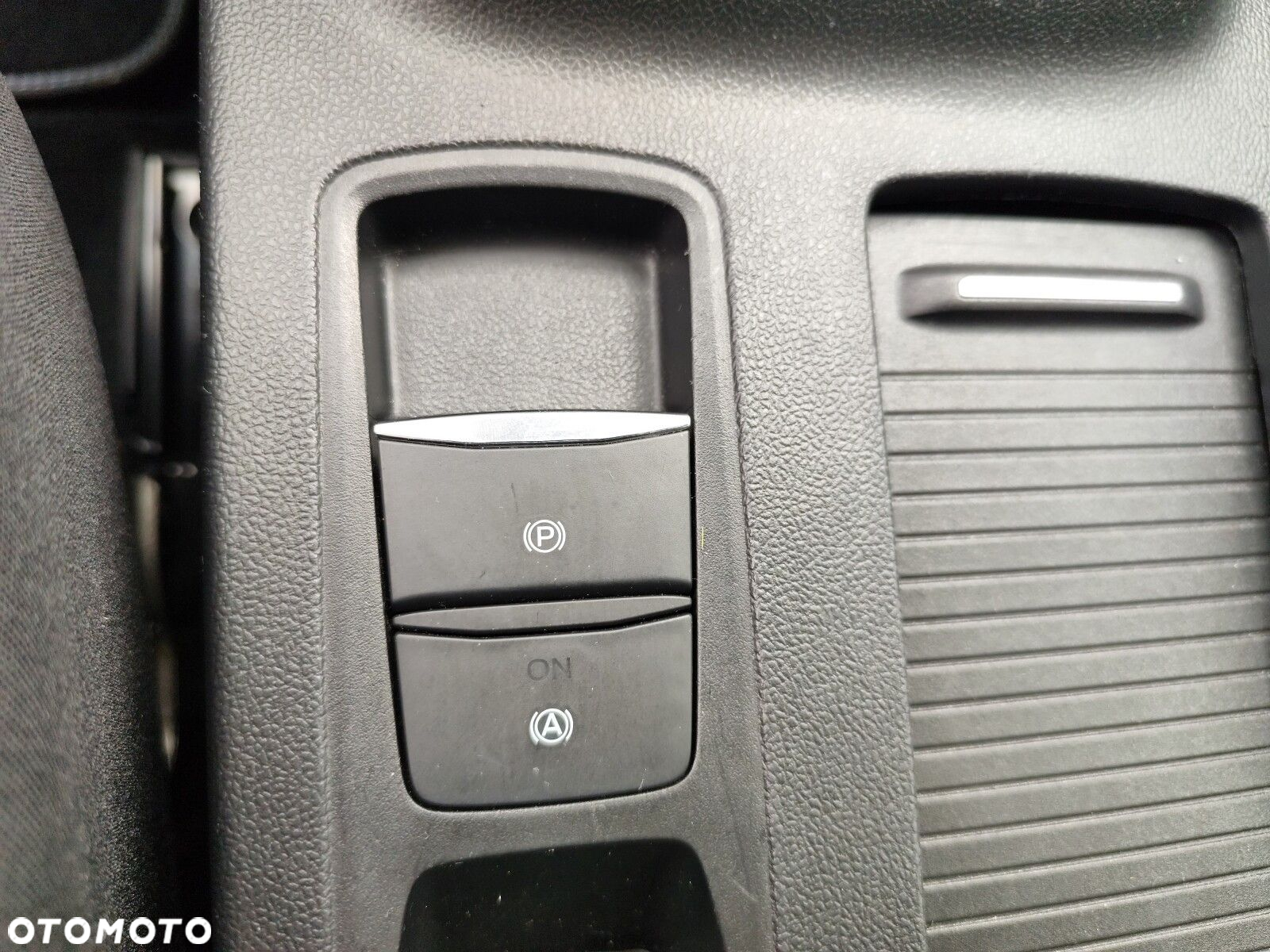 Ford Focus - 24