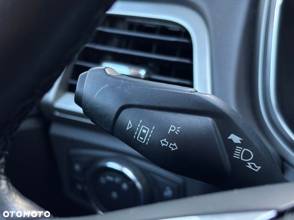 Ford Mondeo 2.0 Hybrid Vignale - 24