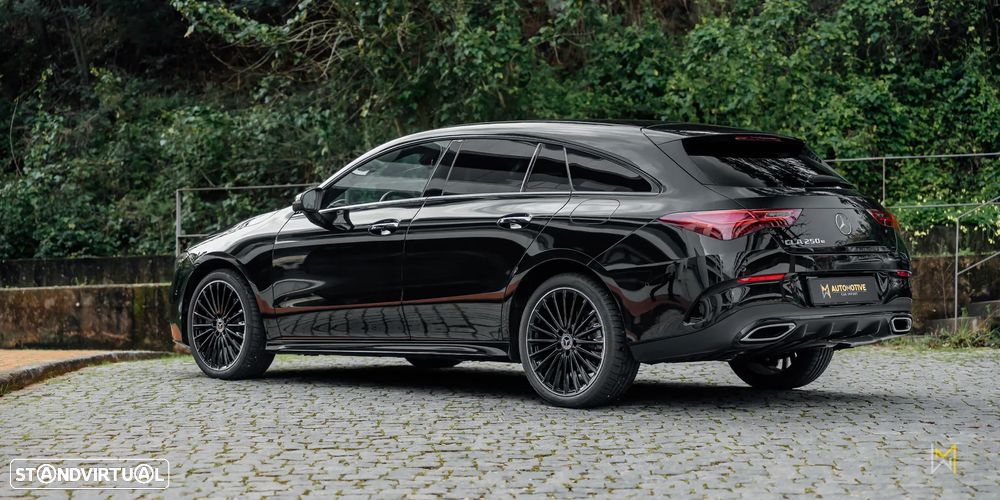 Mercedes-Benz CLA 250 e Shooting Brake AMG Line - 5