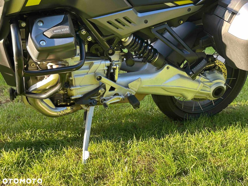Moto Guzzi Stelvio - 17