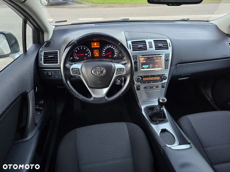 Toyota Avensis - 7