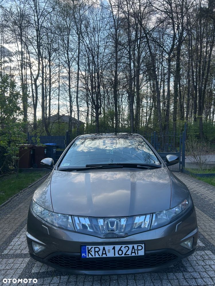 Honda Civic 1.8 Executive - 3