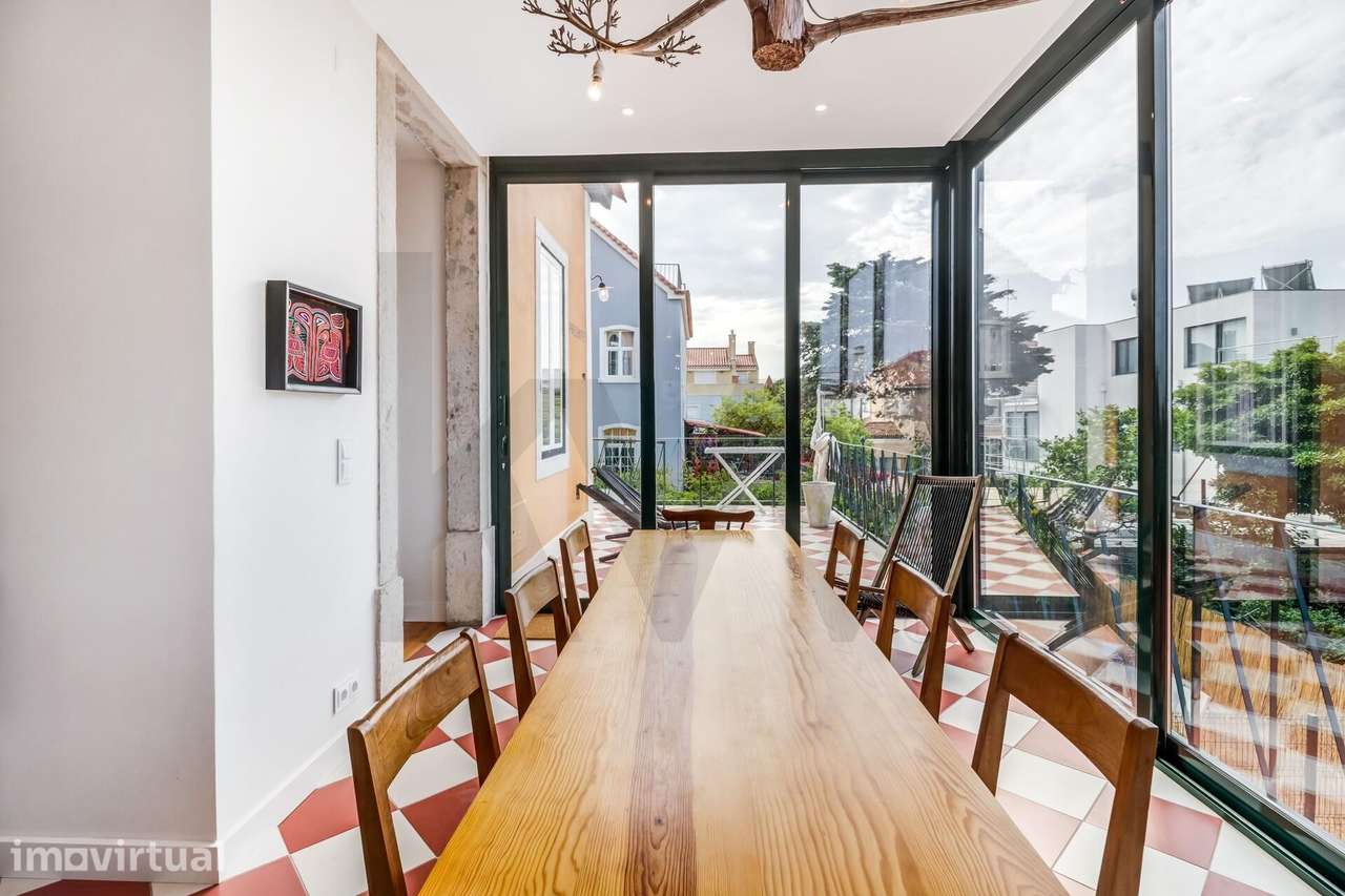 Apartamento T3 Duplex com Vista Mar, em Chalet do Séc. XIX — São João - Grande imagem: 5/56