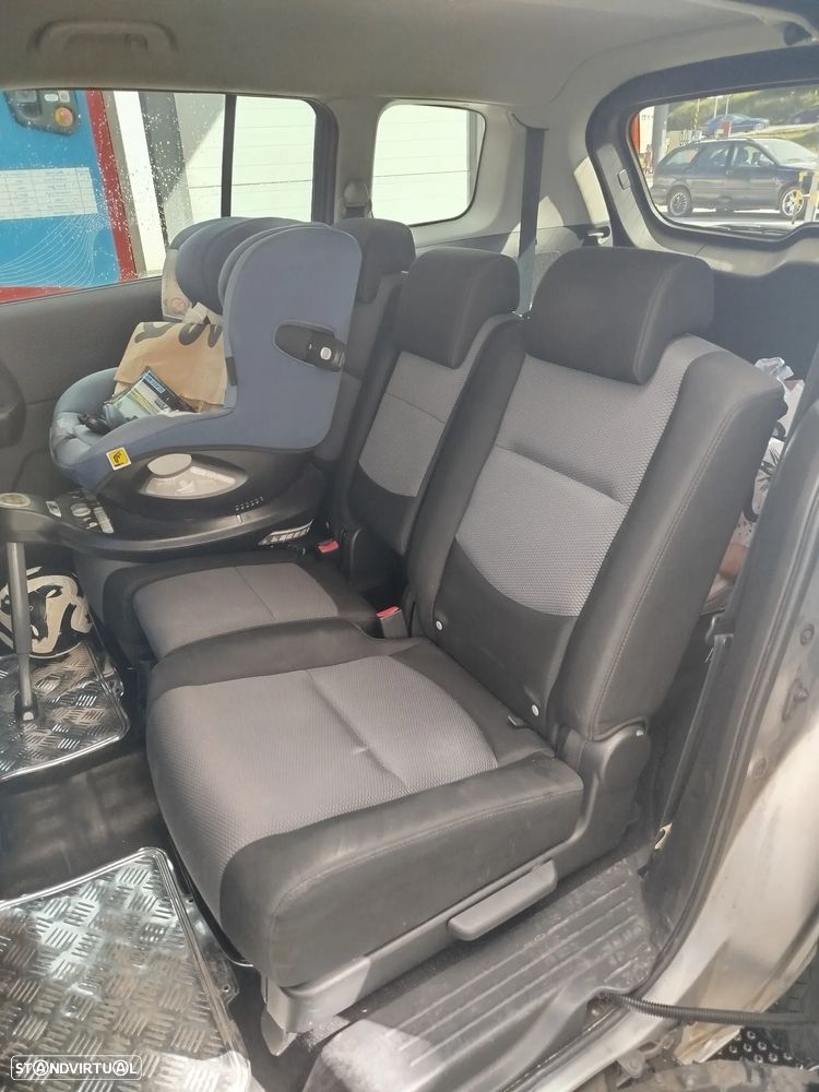 Mazda 5 MZR-CD 2.0 Comfort - 13