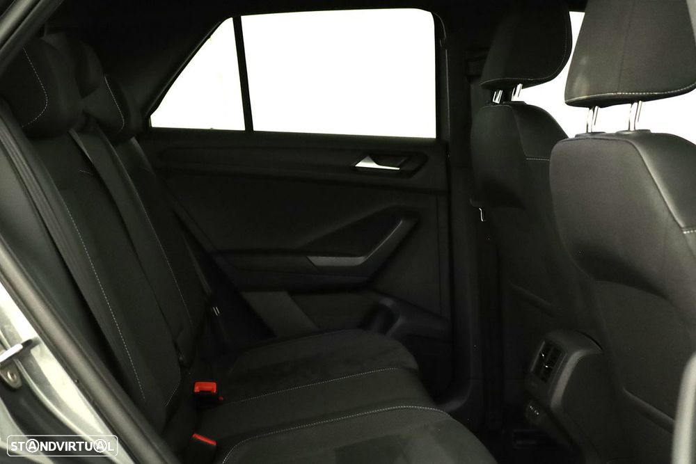 VW T-Roc 1.5 TSI Black Style DSG - 20