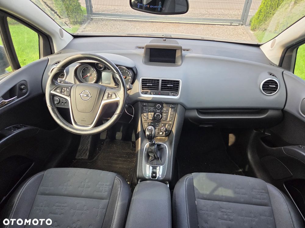 Opel Meriva - 10