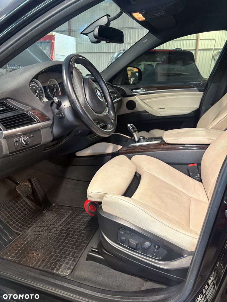 BMW X6 - 18