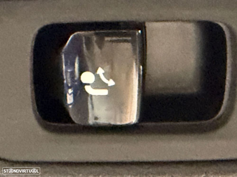 Mercedes-Benz C 300 de 9G-TRONIC AMG Line - 38