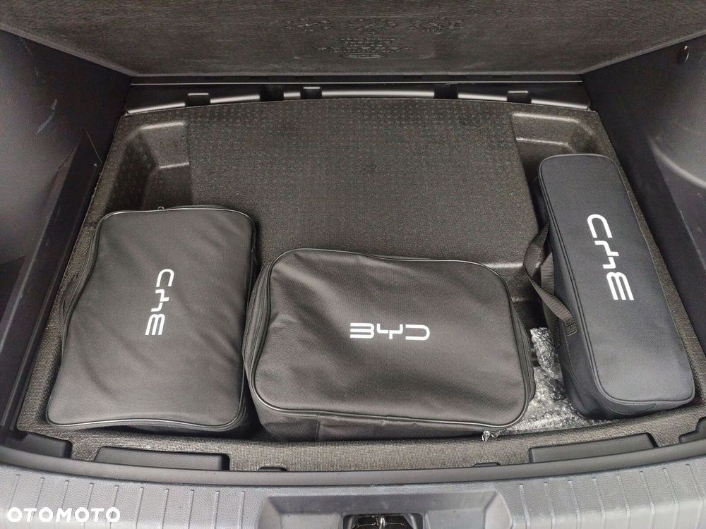 BYD Seal U - 41