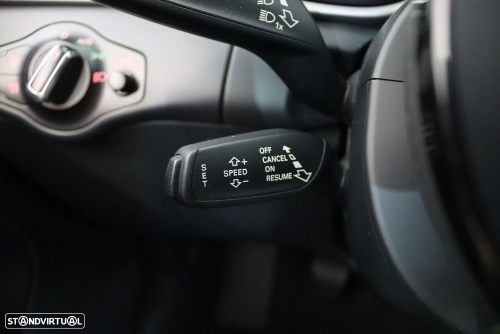 Audi A4 Avant 2.0 TDI Business Line Advance - 14
