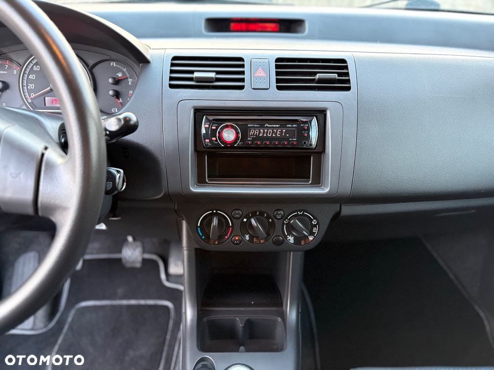 Suzuki Swift 1.3 Comfort - 34