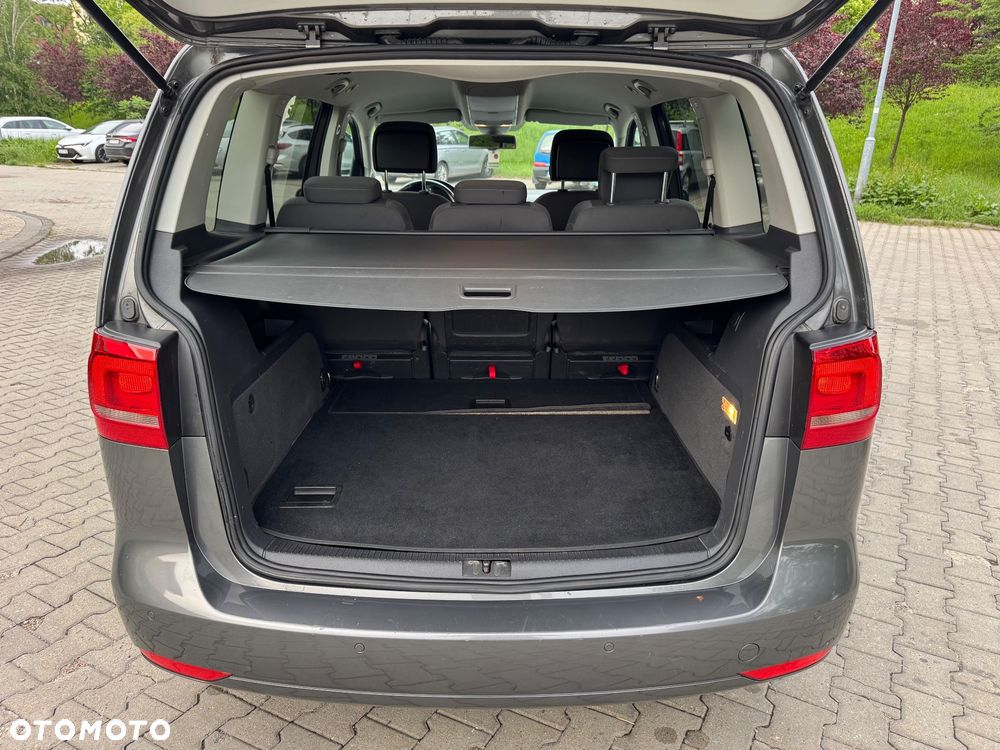 Volkswagen Touran 1.4 TSI Comfortline DSG - 9