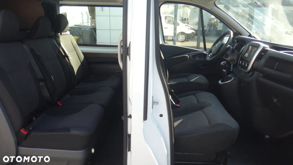 Renault Trafic - 10
