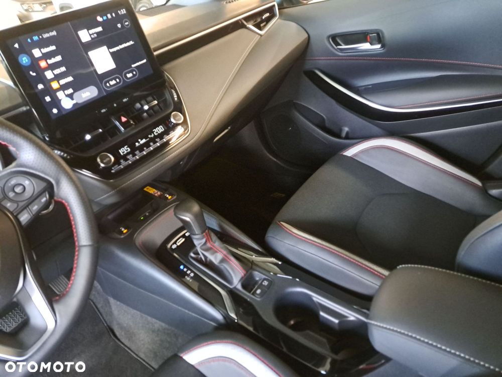 Toyota Corolla - 28