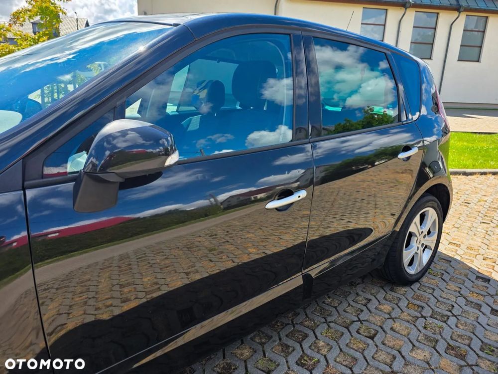 Renault Scenic - 11