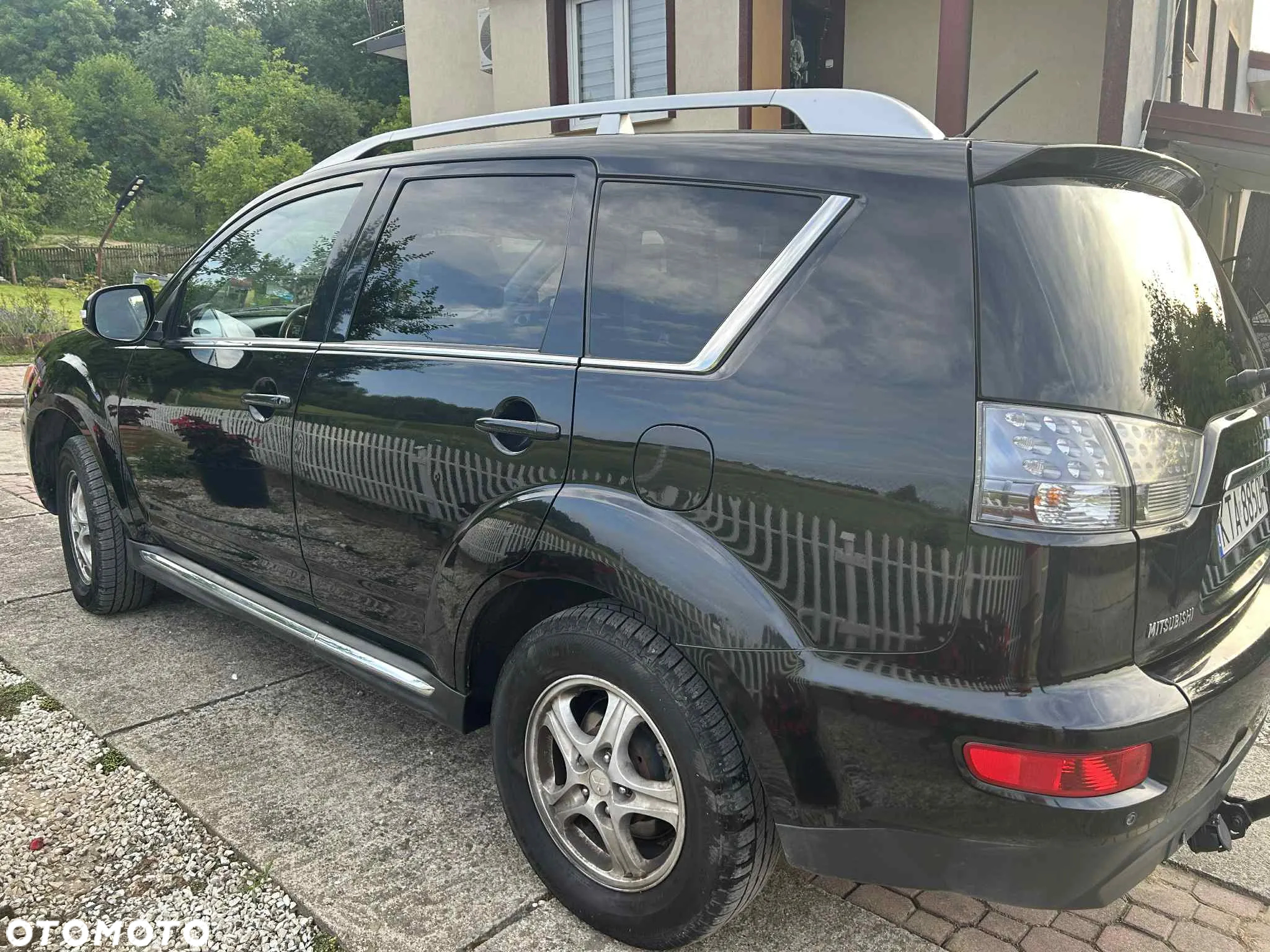 Mitsubishi Outlander 2.0 DID Intense + - 6