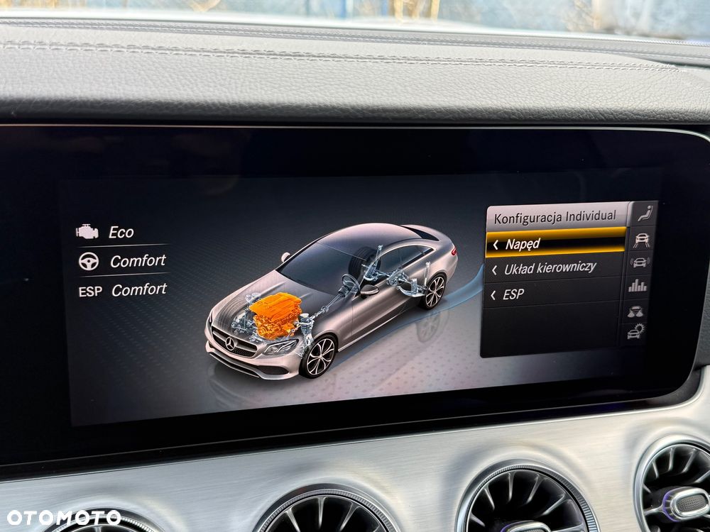 Mercedes-Benz Klasa E 200 4-Matic AMG - 33