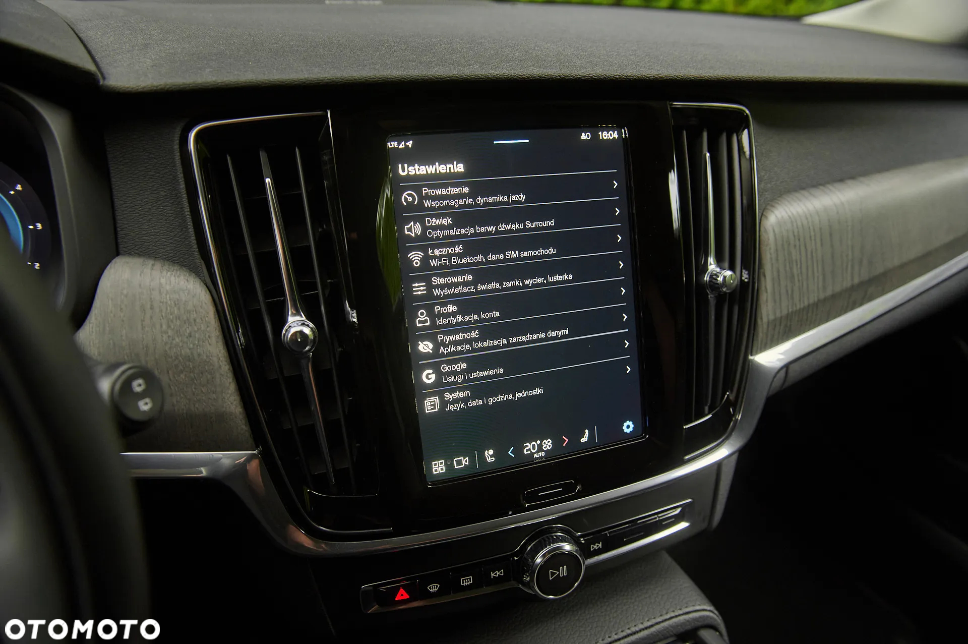 Volvo V90 Cross Country B4 D AWD Pro - 27
