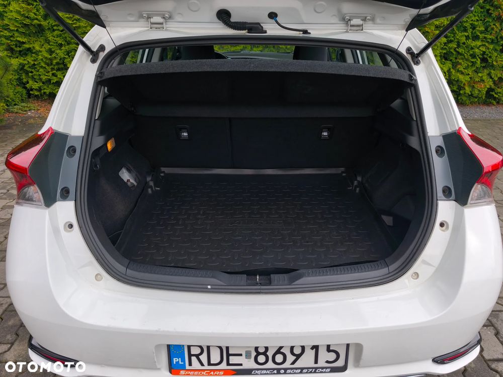 Toyota Auris - 28