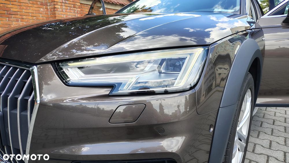 Audi A4 Allroad - 11