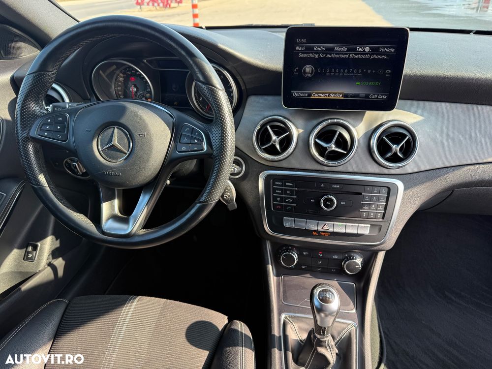 Mercedes-Benz CLA - 27